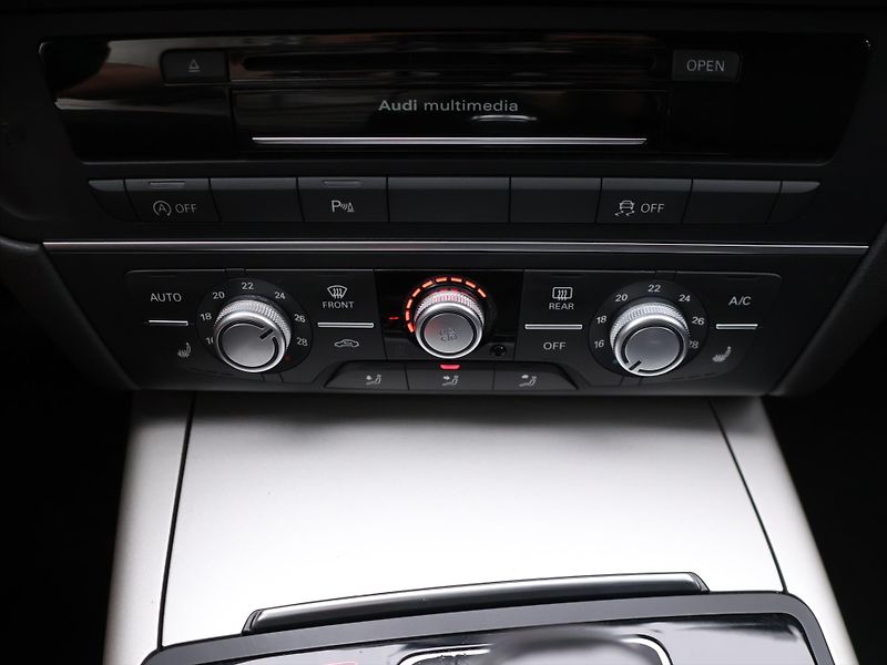 Audi A6 3,0 TDI 200kW Quattro CZ DPH - fotka 17 z 28