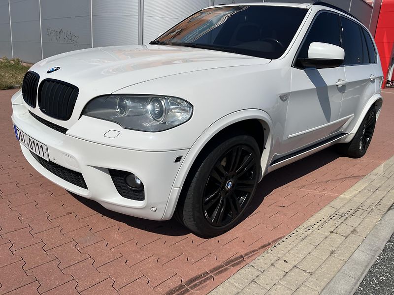 BMW X5 40D XDRIVE M-Packet - fotka 34 z 34