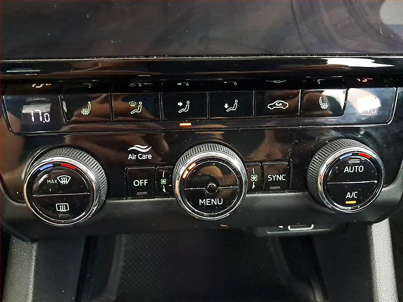 Škoda Octavia (2017) Style 2.0 TDI 4x4, 4X4, Navi - fotka 17 z 22
