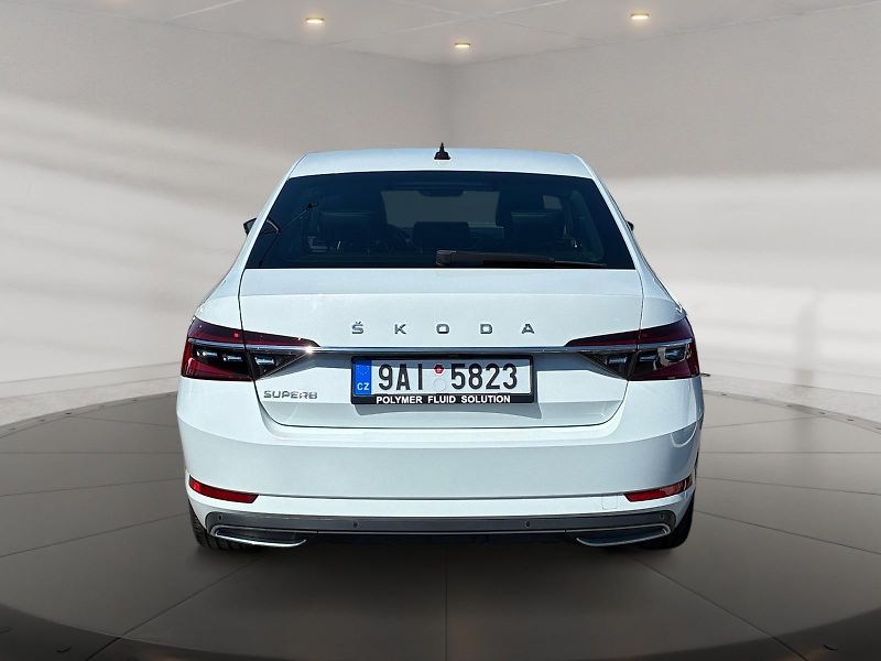 Škoda Superb (2022) L&K 2.0TDI 110kW DSG CZ DPH - fotka 5 z 11