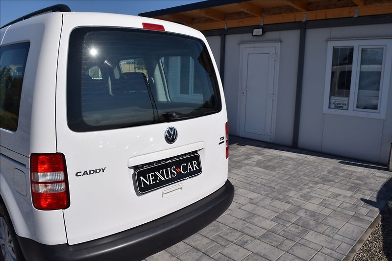Volkswagen Caddy 1,6 TDI 77KW BEZ KOROZE - fotka 12 z 48