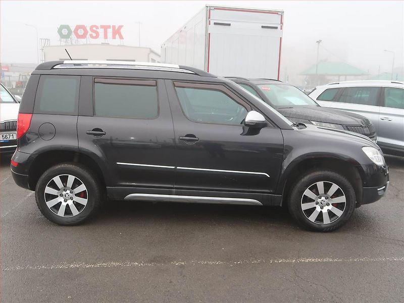 Škoda Yeti (2011) 2.0 TDI, Navi, Xenony - fotka 6 z 19