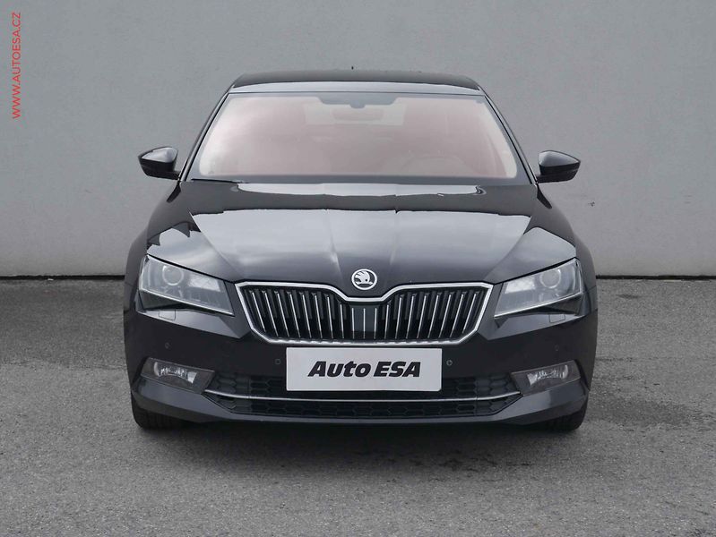 Škoda Superb (2016) 1.8TSi, servis.kniha - fotka 2 z 31