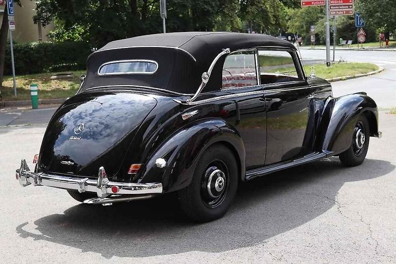 Mercedes-Benz W187 220B Cabrio na portálu TipCars.