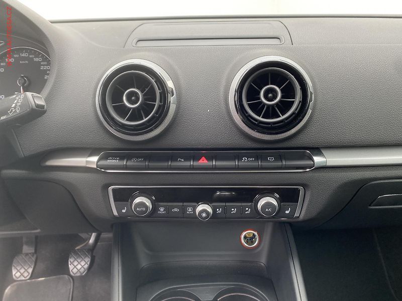 Audi A3 (2012) 1.4 TFSi, S-line, bixen - fotka 13 z 18