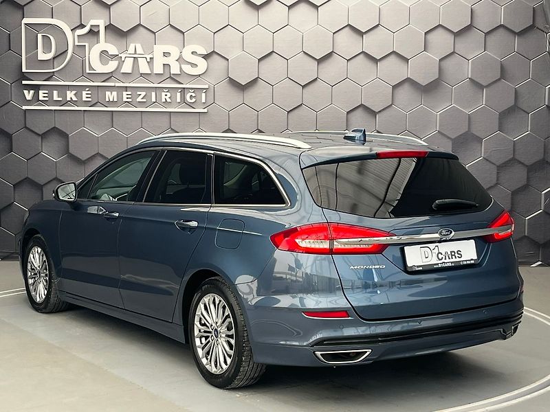 Ford Mondeo 2.0 EB 140 kW Titanium servis - fotka 2 z 49