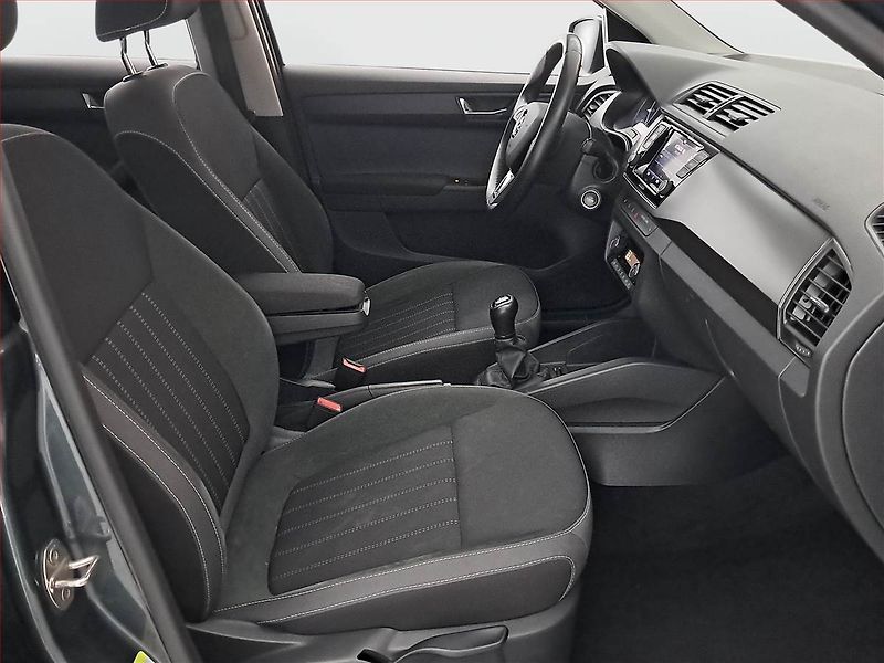 Škoda Fabia (2020) Style Plus 1.0 TSI, Tempomat - fotka 9 z 18