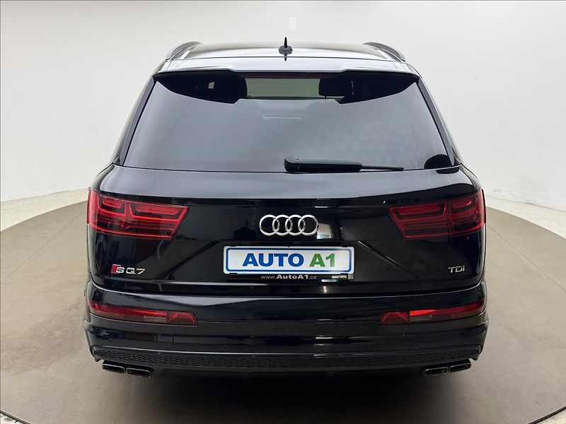 Audi SQ7 4,0 V8 MATRIX BOSE DPH 360° CZ - fotka 5 z 52