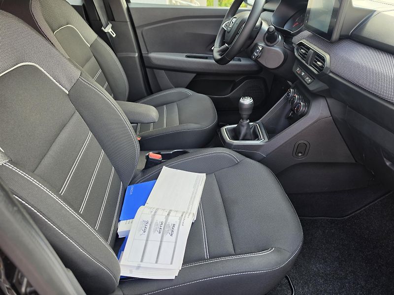 Dacia Sandero 1.0 67kw Kei Navi Kamera 6tiR - fotka 16 z 19
