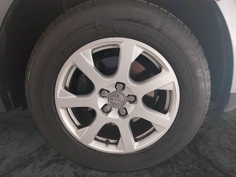 Audi Q5 (2009) basis 2.0 TDI, 4X4, Automat - fotka 15 z 17
