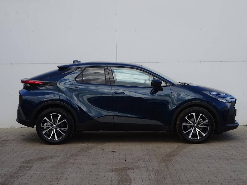 Toyota C-HR 1.8 HSD e-CVT 140k Style - fotka 3 z 20