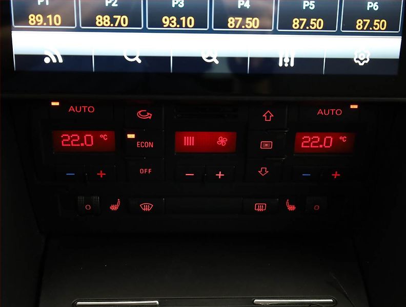 Audi A4 (2007) 2.0 TDI, po STK, Tažné - fotka 11 z 16