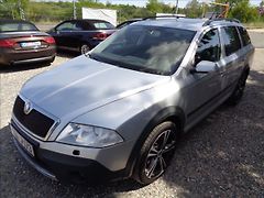 Škoda Octavia 2,0   scout - fotografie inzerátu