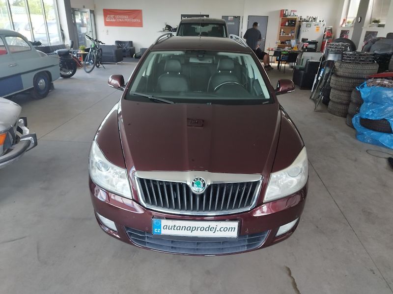Škoda Octavia (2010) 1,6TDI,77KW,DSG,ALU,NAVI - fotka 3 z 29