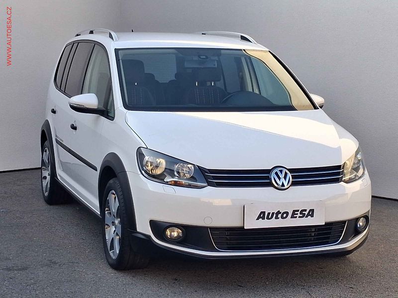 Volkswagen Touran (2012) 1.4 TSi, CROSS, TZ - fotografie inzerátu
