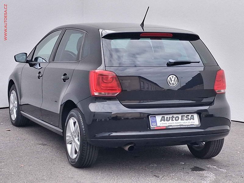 Volkswagen Polo (2013) 1.2 TSi, Life, +kola - fotka 6 z 16