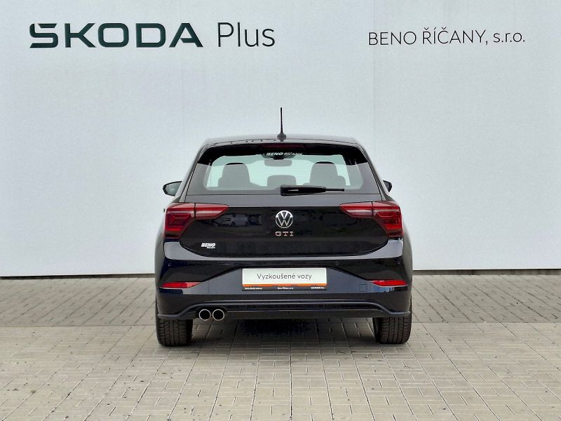 Volkswagen Polo (2023) GTI DSG 2,0TSi 152kW - fotka 12 z 34