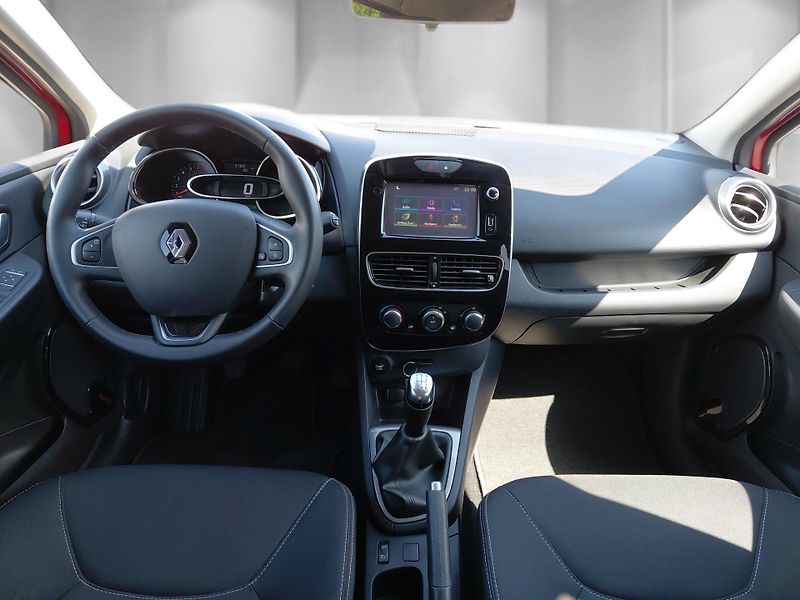Renault Clio (2017) 1,2i 54 kW Limited - fotka 20 z 23