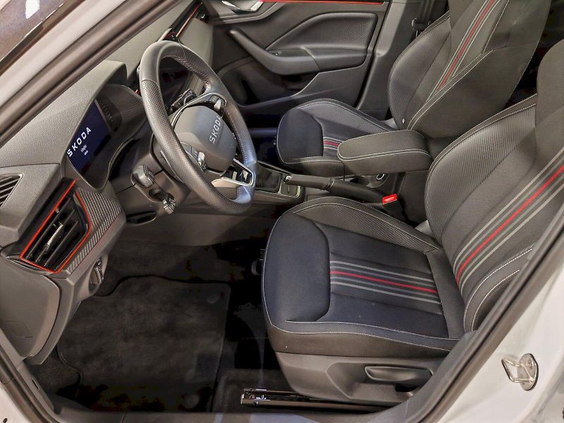 Škoda Kamiq (2025) 1.5 TSI 110 kW DSG Monte Carlo - fotka 22 z 31