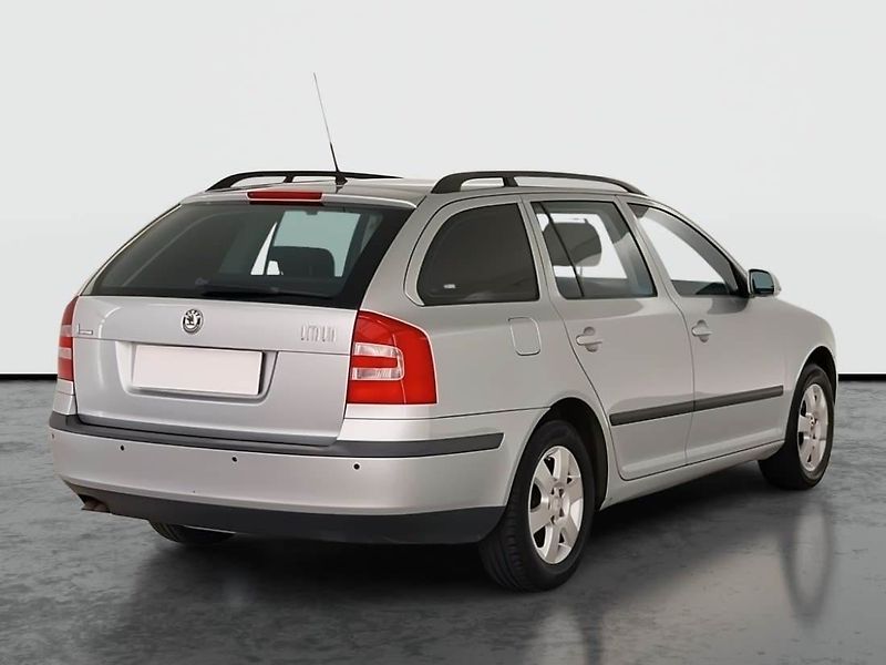 Škoda Octavia (2008) Ambiente Plus 1.9 TDI - fotka 5 z 17