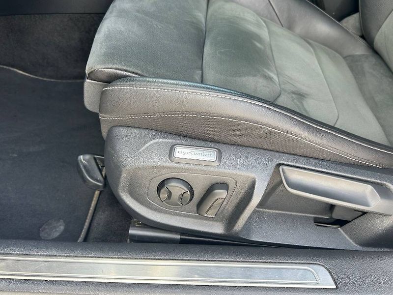 Volkswagen Arteon R-line 7DSG 2,0TSI - fotka 7 z 27