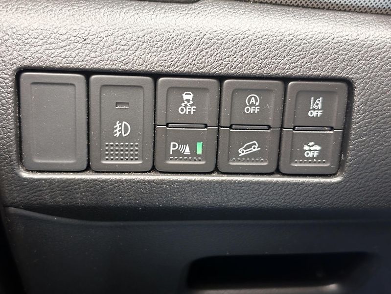 Suzuki Vitara 1,4T Aut. Elegance 4x4 - fotka 28 z 30