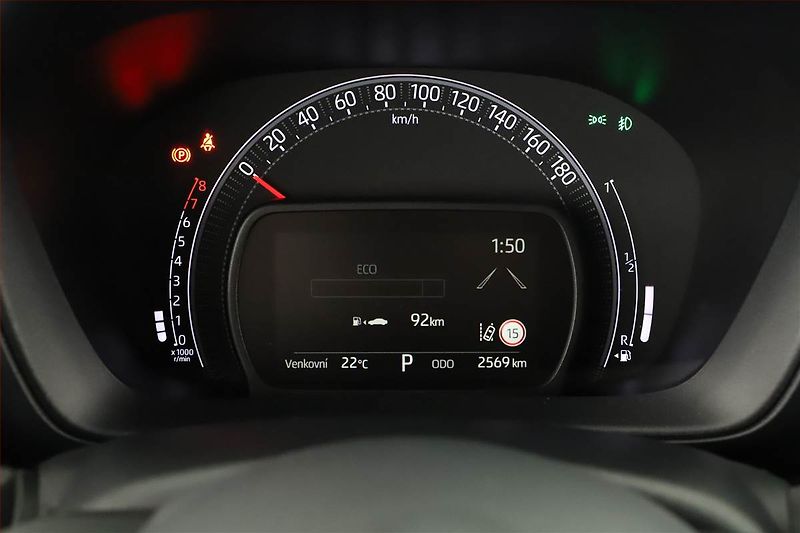 Toyota Aygo (2024) 1.0, Automat, ČR,1.maj - fotka 9 z 20