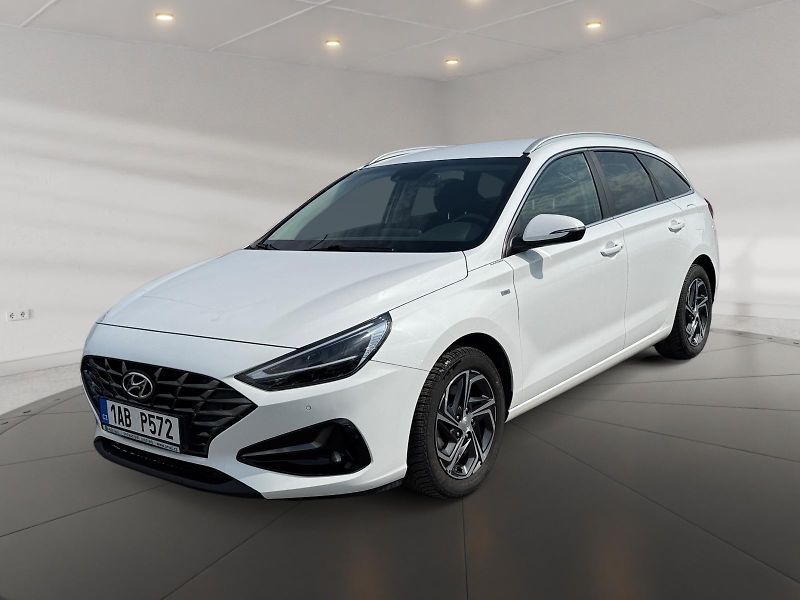 Hyundai i30 (2024) SMART 1.5T-GDI 118kW CZ DPH - fotka 1 z 11