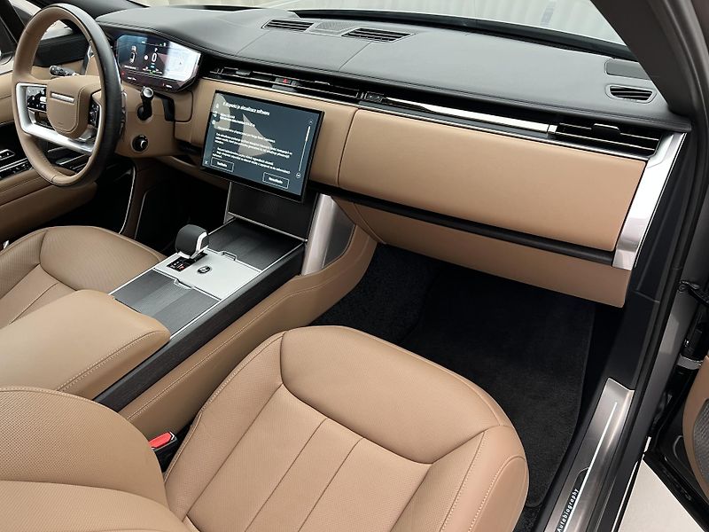 Land Rover Range Rover (2026) P460e AUTOBIOGRAPHY SWB AWD - fotka 24 z 61