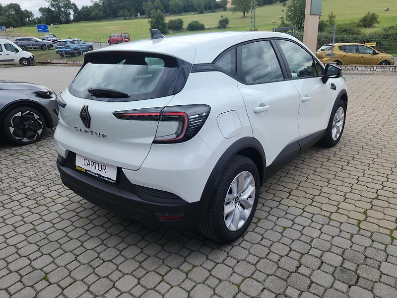 Renault Captur (2026) evolution TCe 115 - fotka 6 z 23