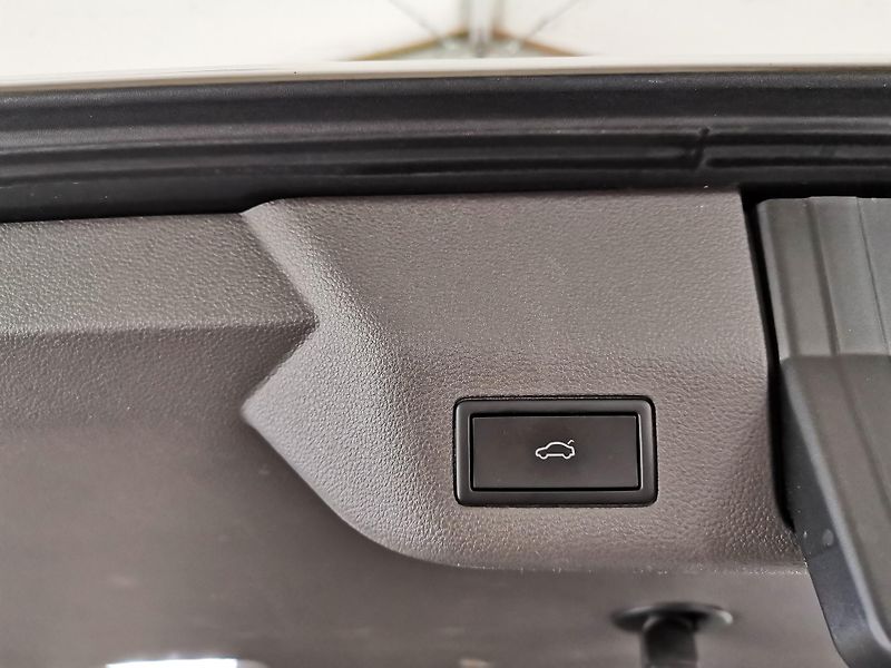 Volkswagen Multivan (2024) TDI LED KESSY NEZÁVISLÉ LANG - fotka 16 z 31