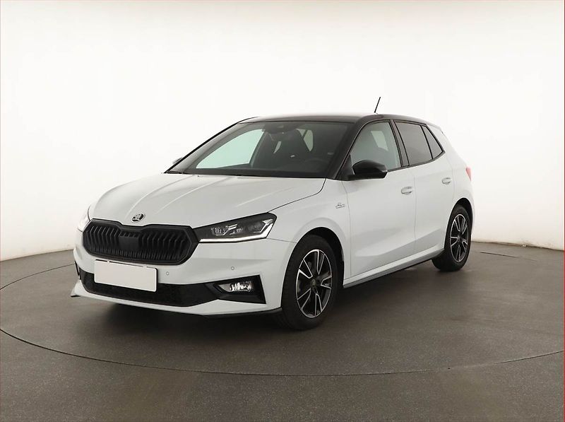 Škoda Fabia (2026) 1.0 TSI, MONTE CARLO, AUTOMAT - fotka 2 z 16