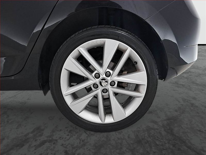 Škoda Fabia (2017) Style 1.0 TSI, ČR,1.maj - fotka 14 z 15