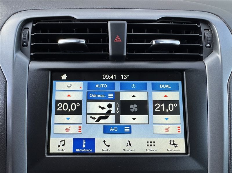 Ford Mondeo 2,0 TDCi TITANIUM tažné ČR - fotka 39 z 50