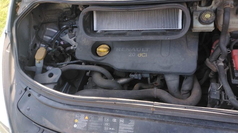 Renault Espace (2015) - fotka 23 z 23