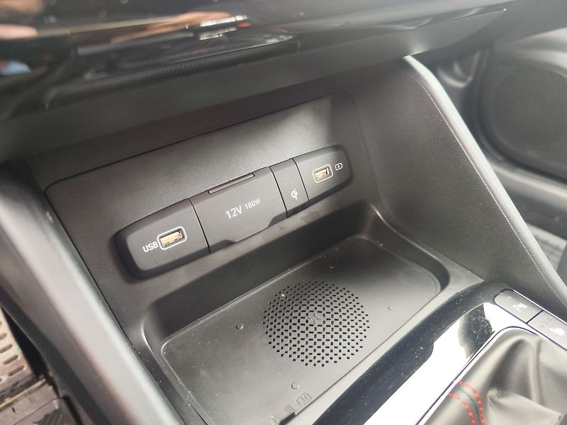 Hyundai Tucson 1.6 T-GDI/110kW N-Line - fotka 24 z 37