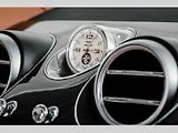 Hodinky Breitling v Bentley Bentayga.