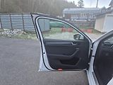 Škoda Superb Combi 2,0TDi DSG 110kw 17ALU - náhled 32