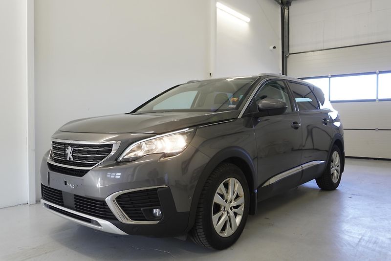Peugeot 5008 1.6 E-THP ALLURE AUT. - fotka 1 z 32