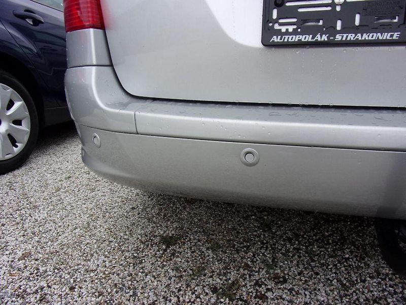 Peugeot 308 sw 1.6 - fotka 12 z 19