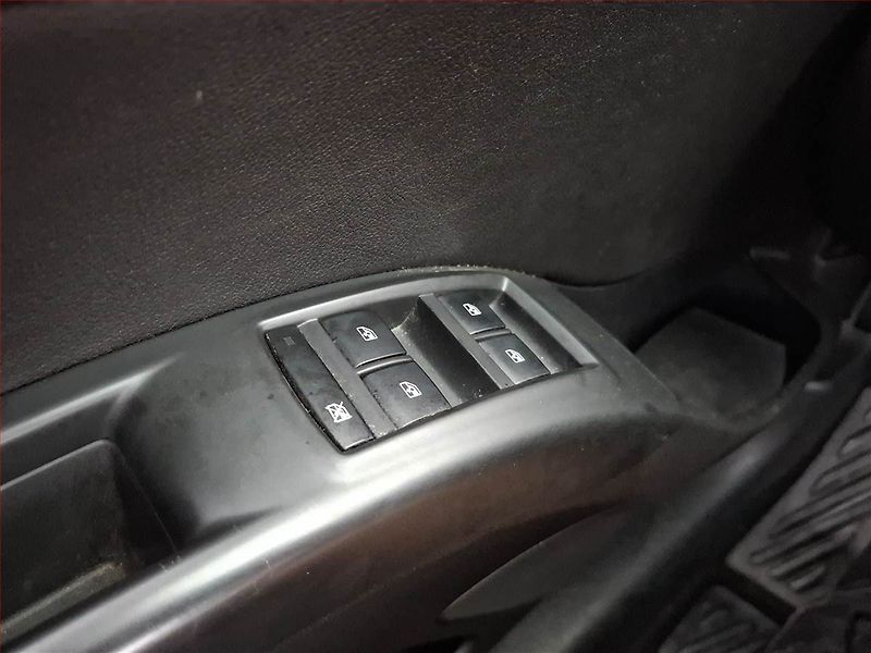Opel Meriva (2015) 1.4 Turbo, Tempomat - fotka 17 z 18