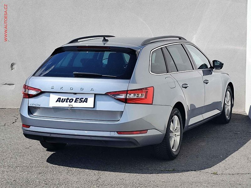 Škoda Superb (2019) 1.6TDi, DSG, LED - fotka 4 z 27