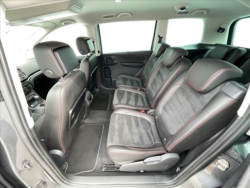 Seat Alhambra 1,4 TSI DSG Xcellence ACC+TZ - fotka 16 z 26