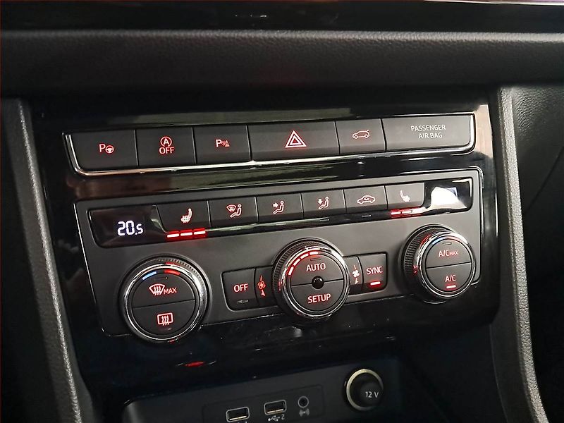 Seat Ateca (2019) 2.0 TDI, Navi, Tempomat - fotka 17 z 23