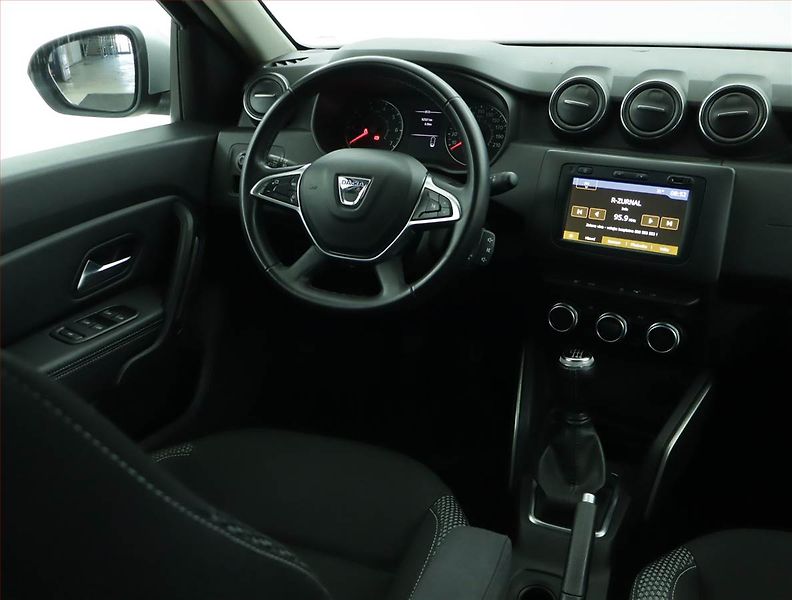 Dacia Duster (2019) 1.3 TCe, Navi, Tempomat - fotka 7 z 14