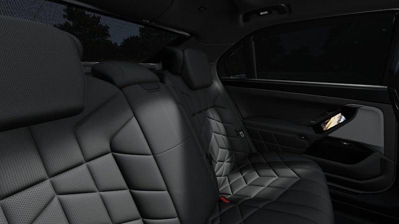 BMW Řada 7 740 xDrive Sedan - fotka 12 z 14