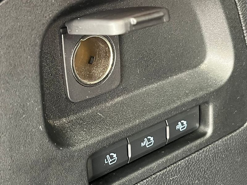 Ford S-MAX 2.5 Duratec FHEV TITANIUM - fotka 42 z 60