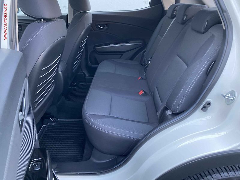 SsangYong Tivoli (2025) 1.5T-GDi, ČR, Navi, AC - fotka 10 z 20