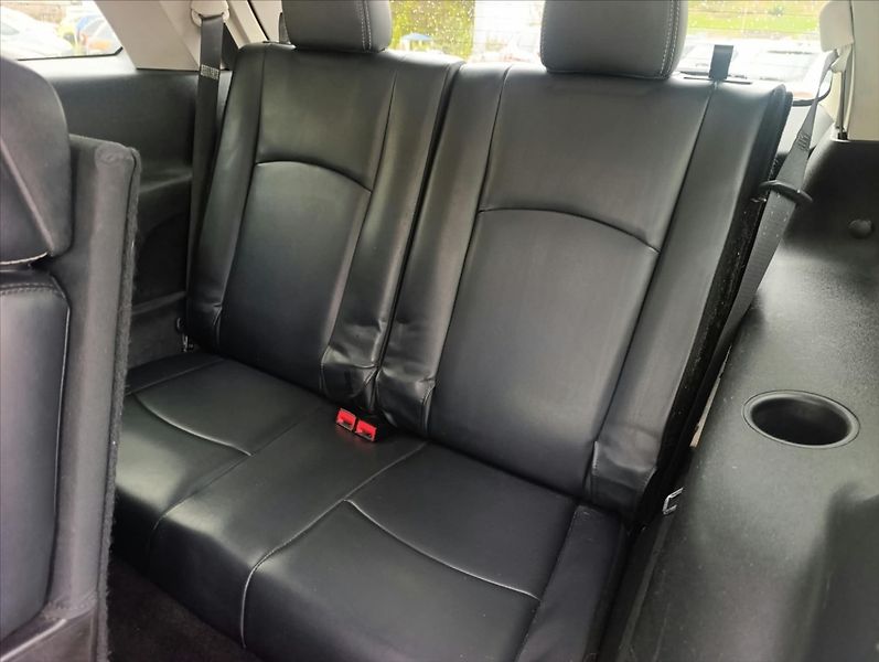 Fiat Freemont 2,0 MJT 4x4 7Míst AUTOMAT Navi - fotka 25 z 44