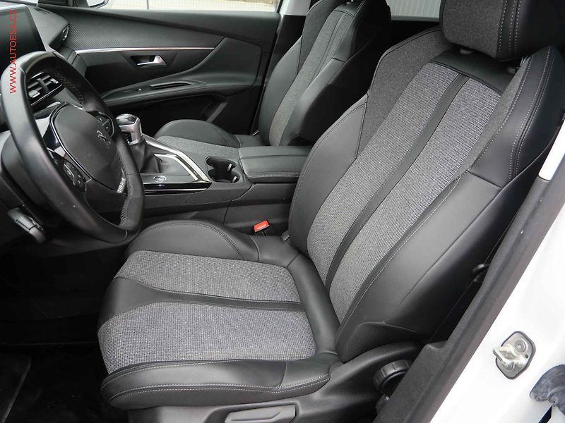 Peugeot 5008 (2020) 1.5 HDi, 1.maj,ČR, Allure - fotka 9 z 24
